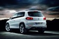 Foto 2 Nuevos accesorios R-Line para el VW Tiguan foto 1