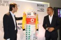Consigue el mono de Hamilton en una subasta benéfica Foto 1 foto 1