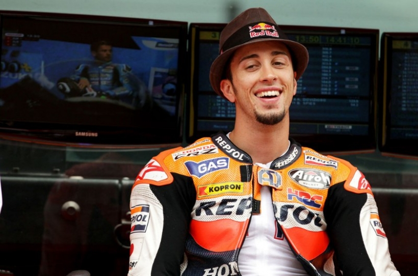 Dovizioso se rompe la clavícula y ha sido operado con éxito