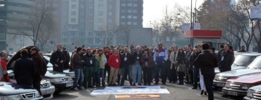 Concentración de apoyo a Saab en Madrid: “We are many, we are Saab”