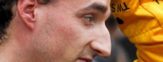 Kubica se lesiona en una pierna por una caída Kubica se lesiona en una pierna por una caída