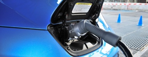 Nissan cumple lo que promete y dona 43 puntos de recarga rápida a España
