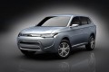 Mitsubishi revela la primera imagen del Outlander 2013 Foto 4 foto 1