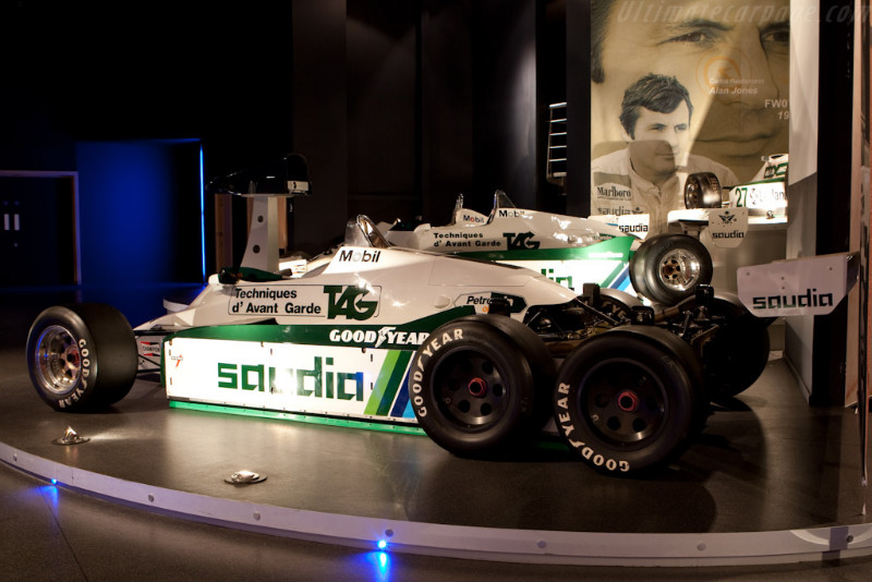 formula-1-seis-ruedas-jutnso-en-goodwood-201211453_2.jpg