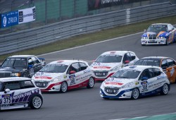 Foto principal 208 GTi: Racing Experience finaliza con las 24 Horas de Nürburgring Foto noticia