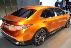 Foto principal Toyota Corolla 2014, primer teaser Foto noticia