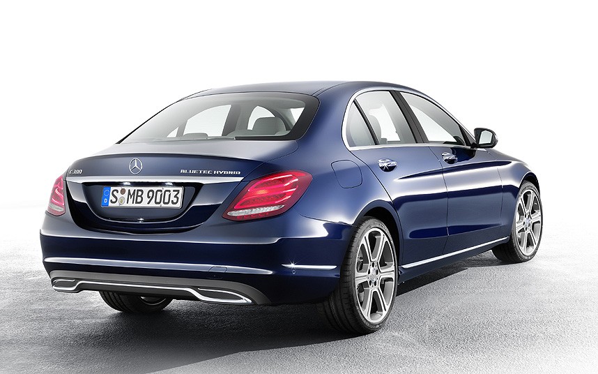 Equipamiento mercedes clase c #7