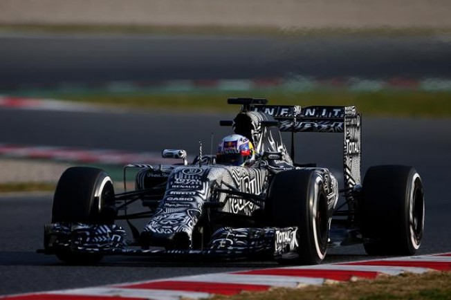 dia-2-test-montmelo-red-bull-mercedes-mc