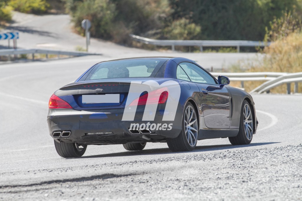 mercedes-sl63-amg-2016-201523407_10.jpg