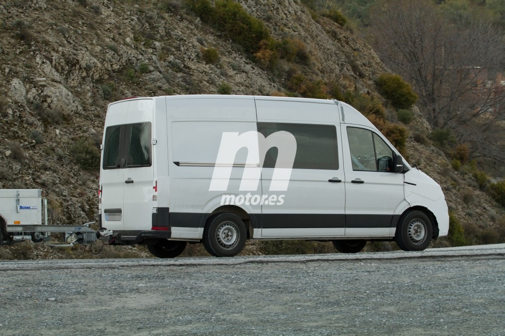 volkswagen-crafter-2017-fotos-espia-201626749_2.jpg