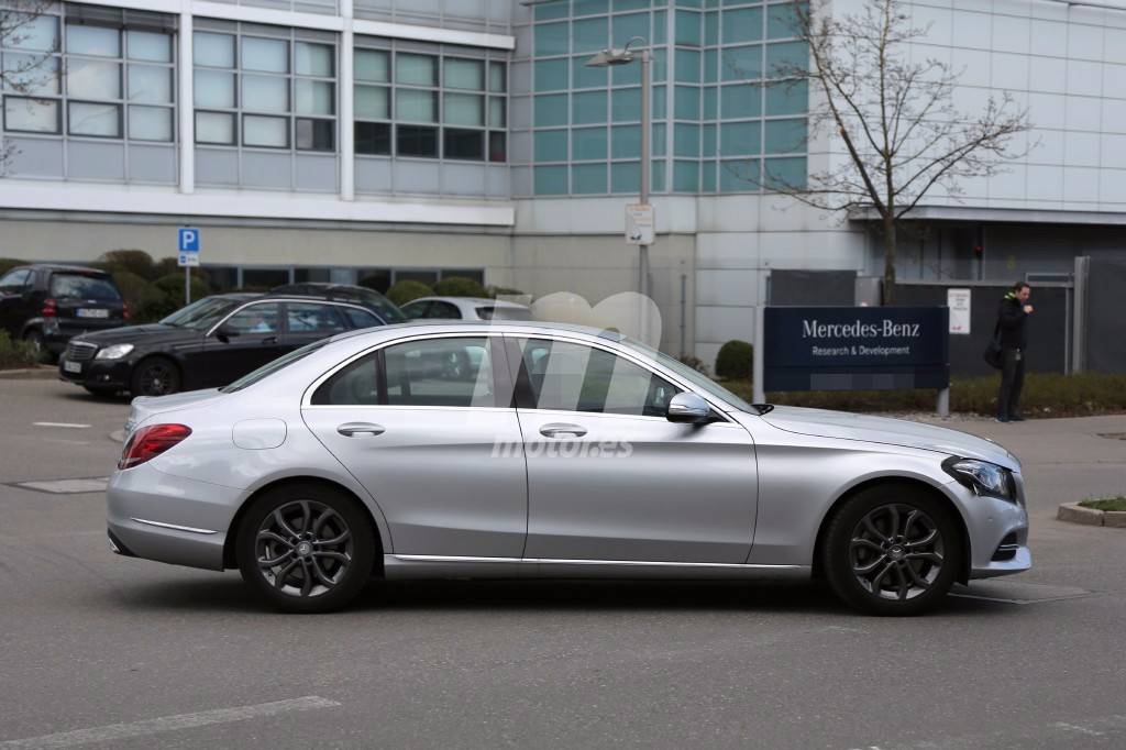 [Imagen: mercedes-benz-clase-c-2017-facelift-201627029_7.jpg]