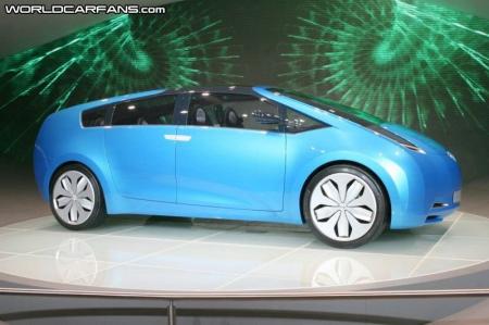 El Prius podr�a tener sus versiones Wagon y SUV.