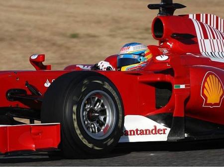 Fórmula 1. Alonso voló en Valencia y es el favorito de las apuestas para ganar el título