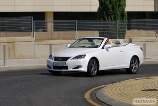 Lexus IS 250C 11