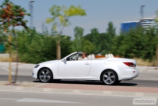 Lexus IS 250C 15