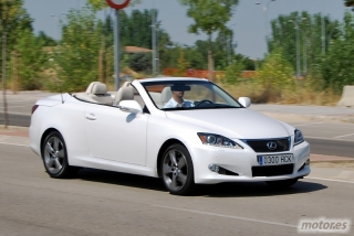 Lexus IS 250C 16