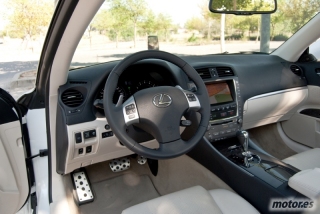 Lexus IS 250C 48