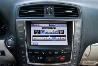 Lexus IS 250C 56