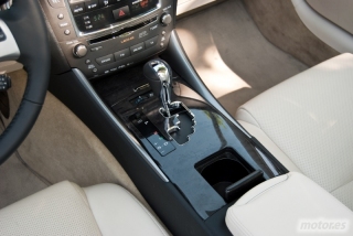 Lexus IS 250C 59