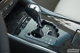 Lexus IS 250C 61