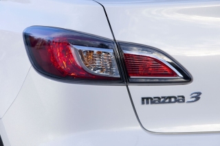 Mazda 3 SportSed�n 1.6 CRTD 12