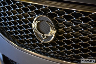 SSANGYONG KORANDO D2.0T 4X2 PREMIUM PLUS AUTOM�TICO 11