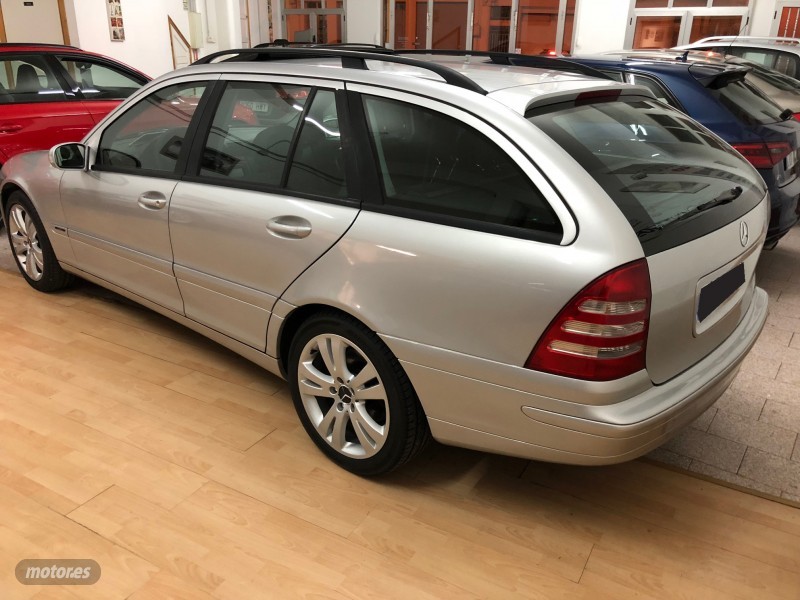 mercedes clase c 2002 / 230.179km. foto grande (3)