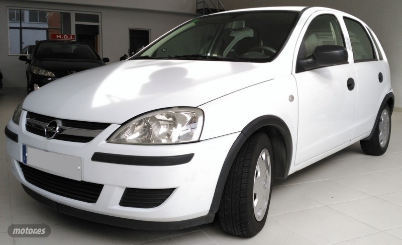 Opel corsa  de segunda mano - opel corsa 2003 / 233.404km.