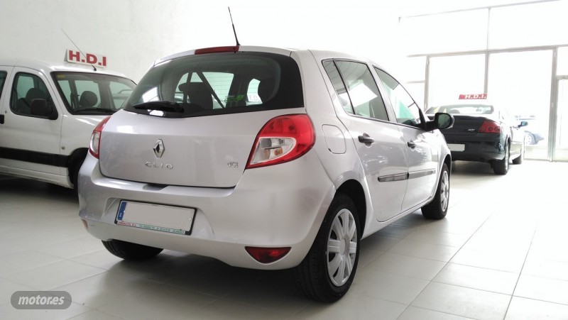 renault clio 2012 / 76.415km. foto grande (3)