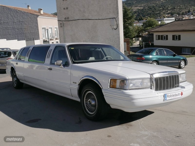 lincoln town car 1992 / 23.474km. foto grande (3)