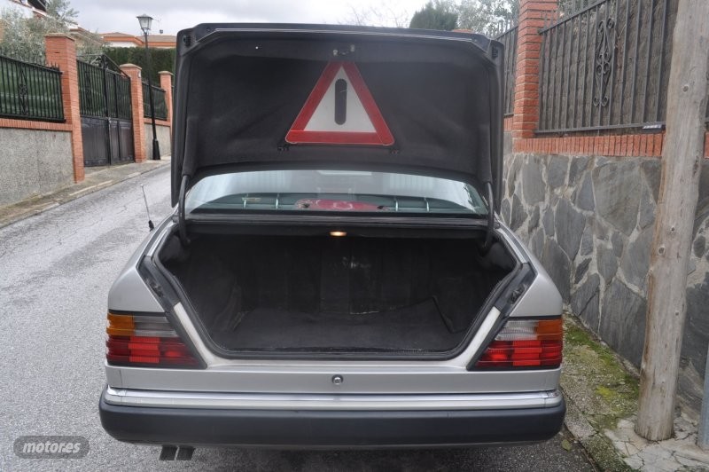mercedes clase e 1991 / 377.000km. foto grande (2)