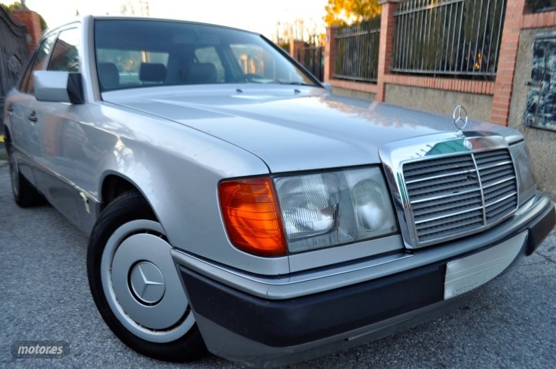 Foto mercedes clase e 1991 / 377.000km.