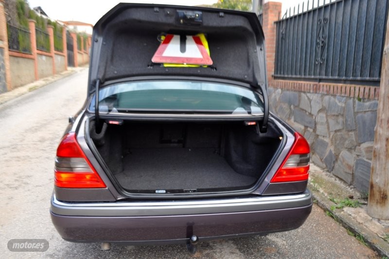 Mercedes Clase C - foto 9