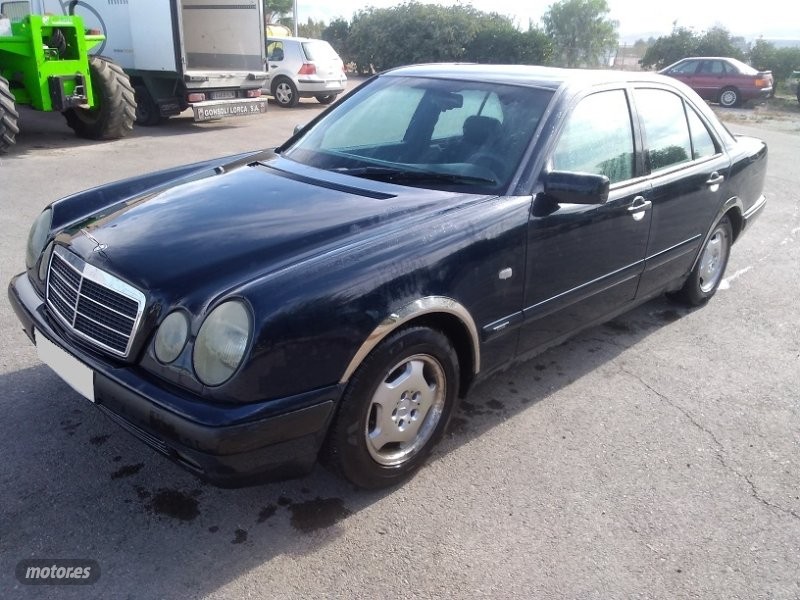 Regulador buceo  de segunda mano - mercedes clase e 1998 / 358.000km.