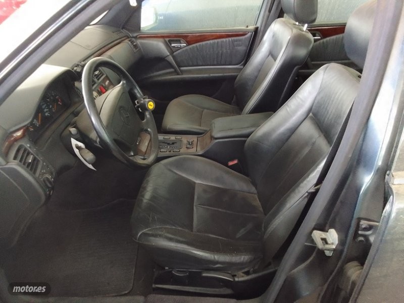 Mercedes Clase E - foto 6