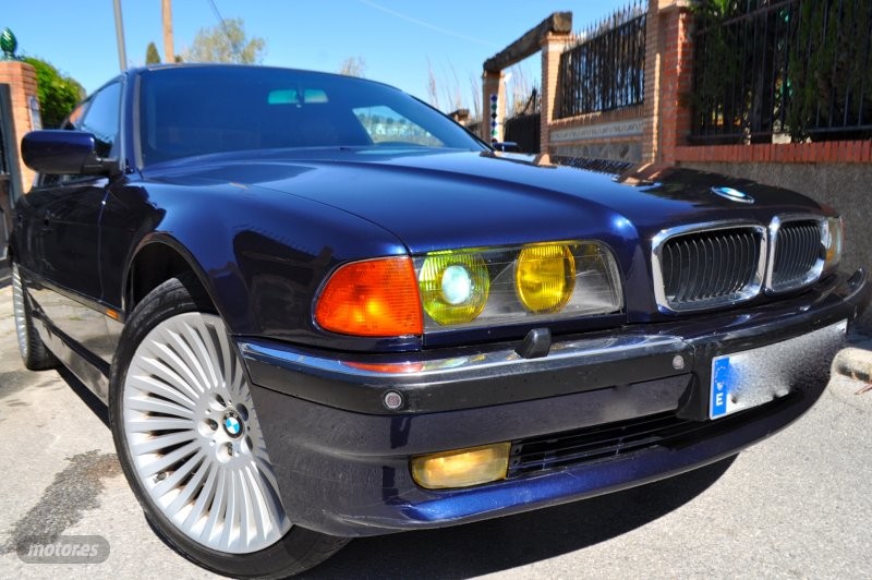 Bmw serie 7 azul  de segunda mano - bmw serie 7 2000 / 80.000km.