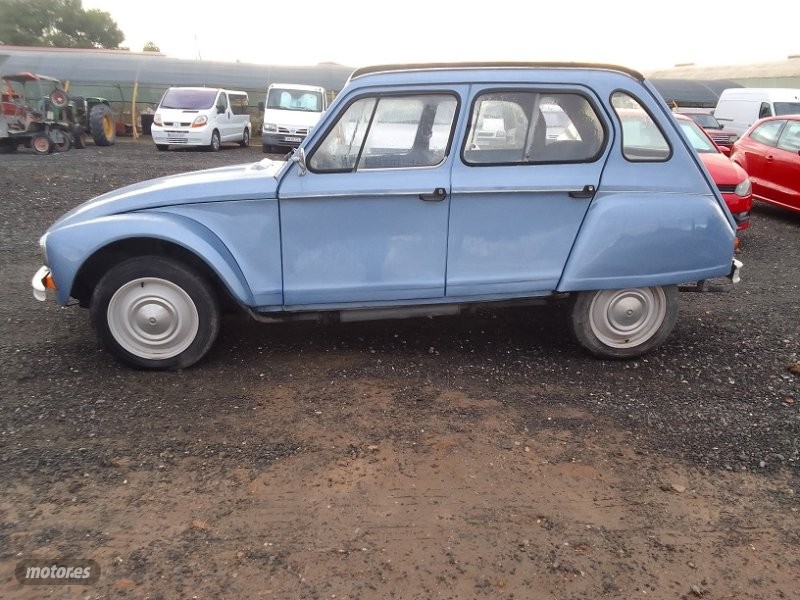Coche monovolumen pequeno murcia  de segunda mano en Murcia - citroen 2 cv 1979 / 74.000km.