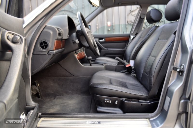 BMW Serie 7 - foto 8