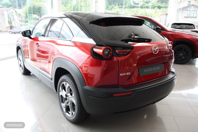 mazda mx-30 2023 / 5.000km. foto grande (3)