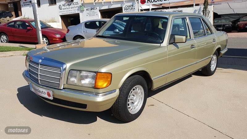 Preciosas  de segunda mano - mercedes 500 1980 / 254.589km.