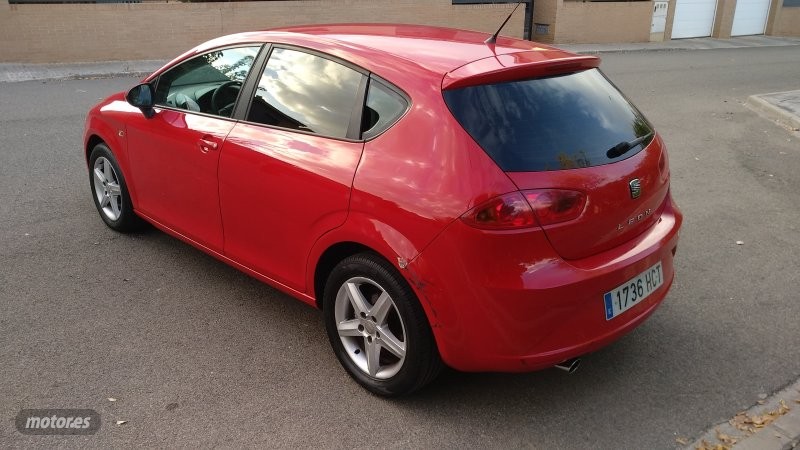 seat leon 2011 / 265.000km. foto grande (3)