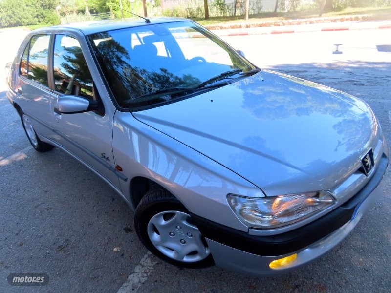 peugeot 306 1999 / 19.000km. foto grande (2)