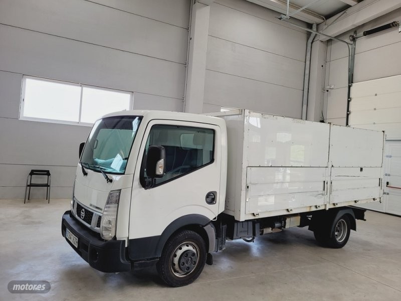 nissan cabstar 2014 / 63.884km. foto grande (2)