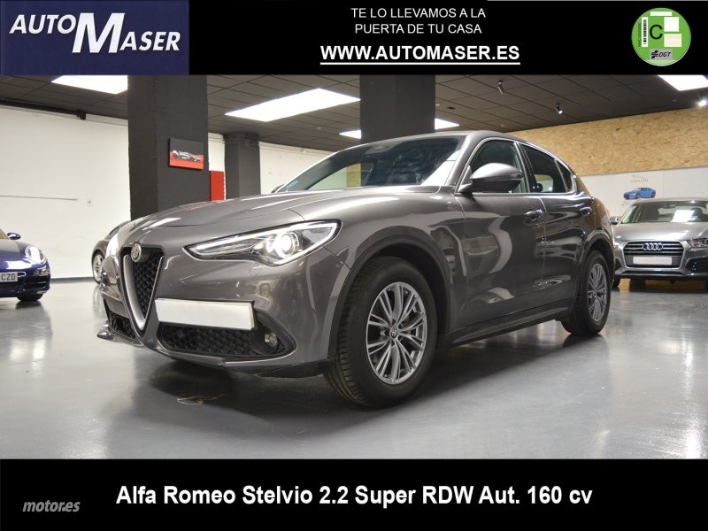 alfa romeo stelvio 2022 / 12.500km. foto grande (1)