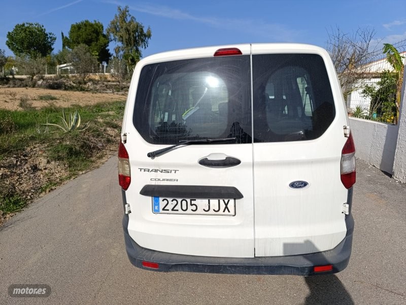 ford transit courier 2016 / 214.000km. foto grande (3)