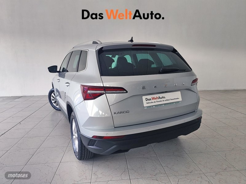skoda karoq 2022 / 24.321km. foto grande (2)