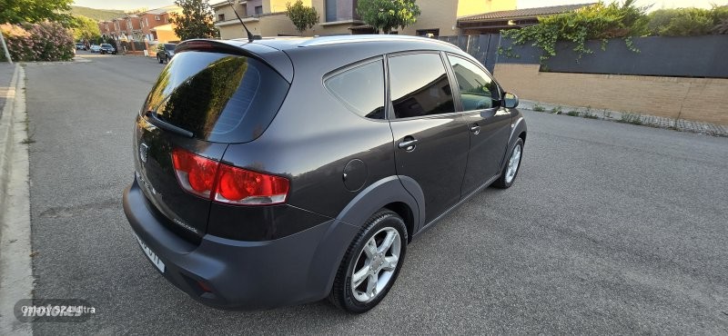 seat altea freetrack 2010 / 249.000km. foto grande (2)