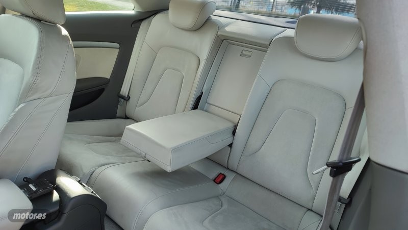 audi a5 2009 / 330.000km. foto grande (3)