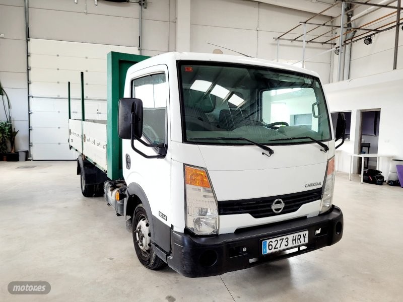nissan cabstar 2013 / 133.443km. foto grande (2)