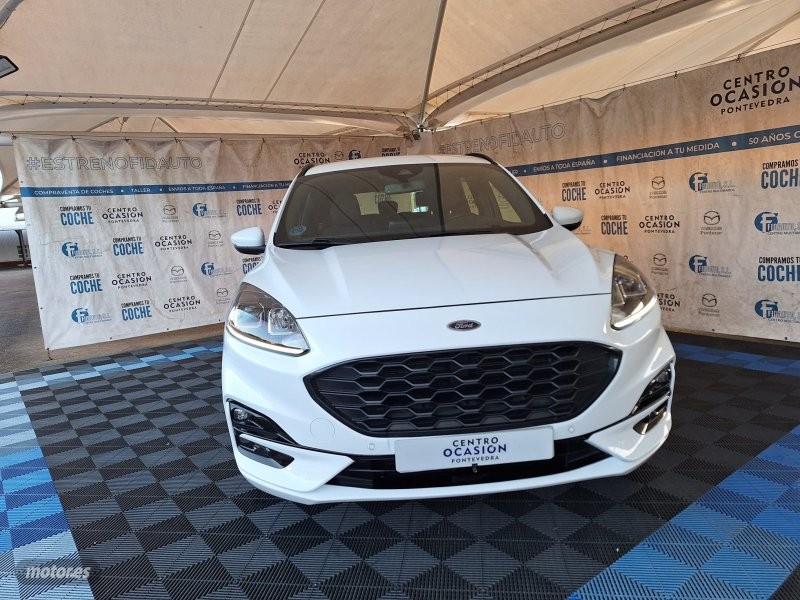 ford kuga 2023 / 74.675km. foto grande (2)